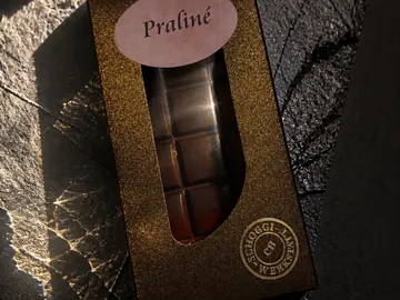 Praliné-Schoggi in Zartbitter
